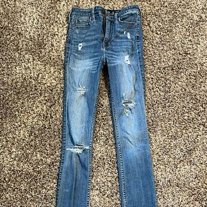 Hollister jeans